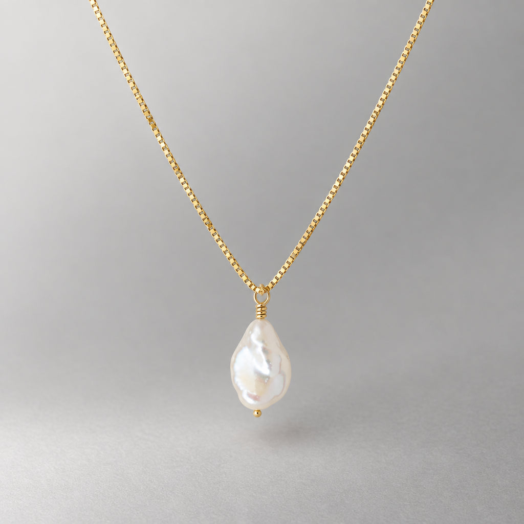Gold Necklace With Freshwater Pearl Pendant