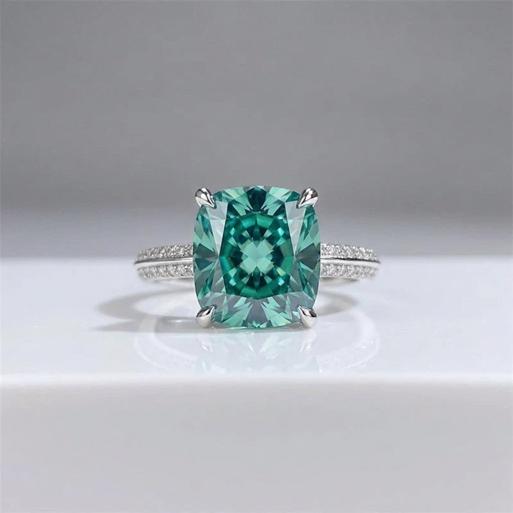 Moissanite Ring – Red