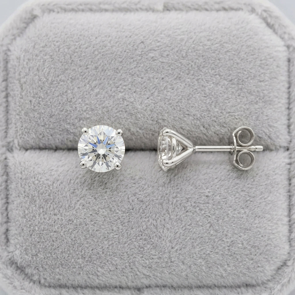 Platinum Stud Lab Grown Diamonds. VVS1 Clarity.