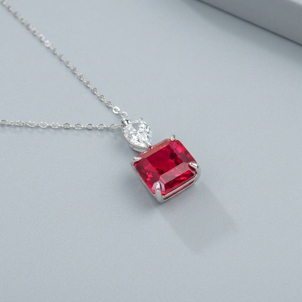 A Captivating Ruby Necklace 3.5 carats. Lab Grown.