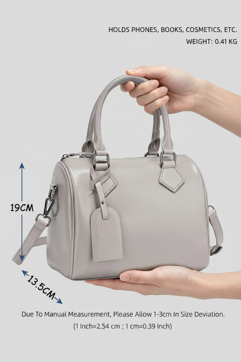 All Season Premium Leather Bag.  Large Capacity