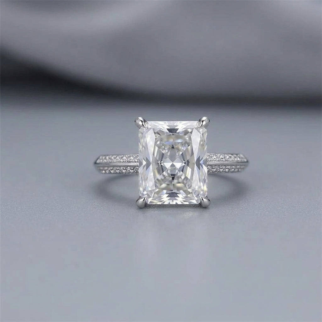 Moissanite Ring – Red