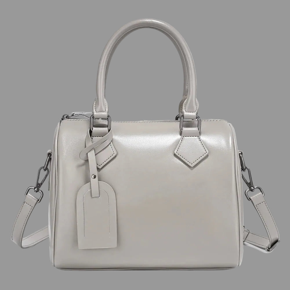 All Season Premium Leather Bag.  Large Capacity