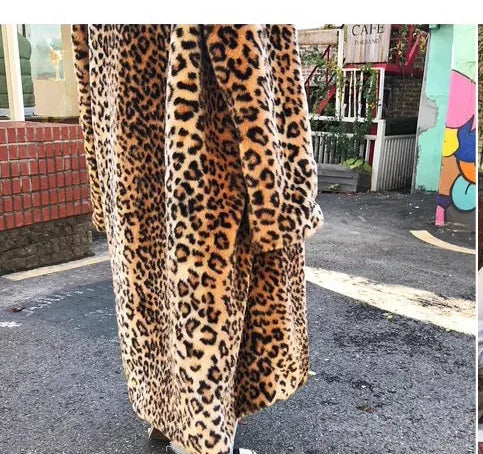 Fabulous Faux Fur Leopard Skin Pattern.  Casual, Warm Coat.