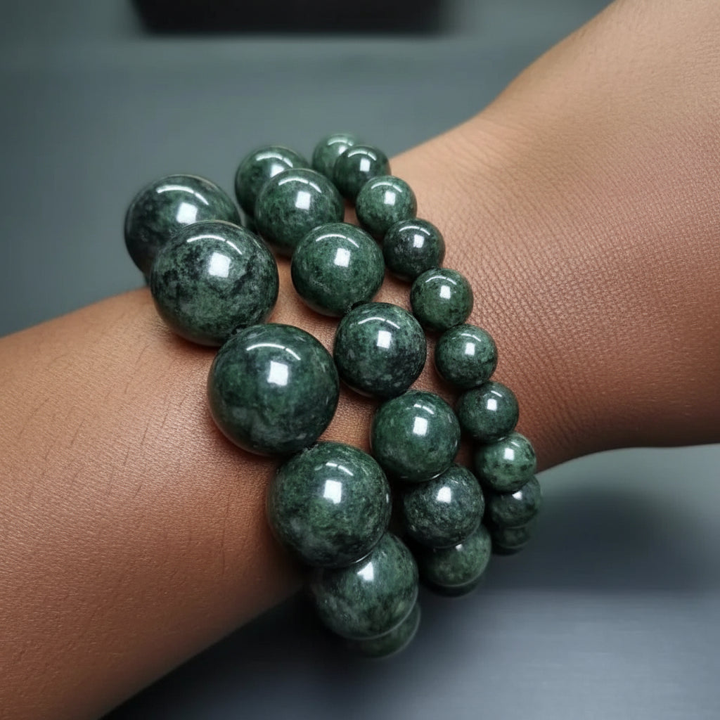 Hand‑Carved Natural Green Jade Bracelet