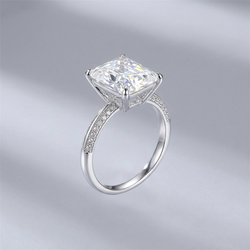 Moissanite Ring – Red